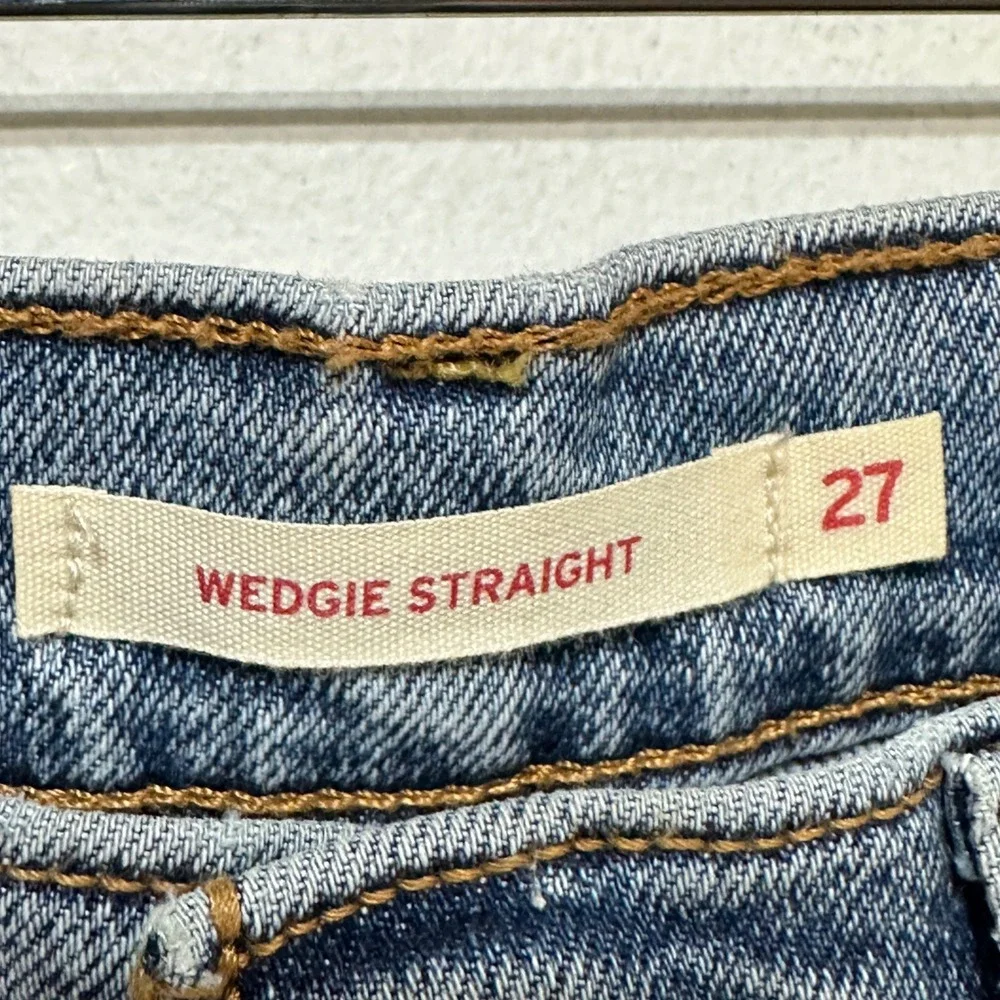 Levis levi wedgie